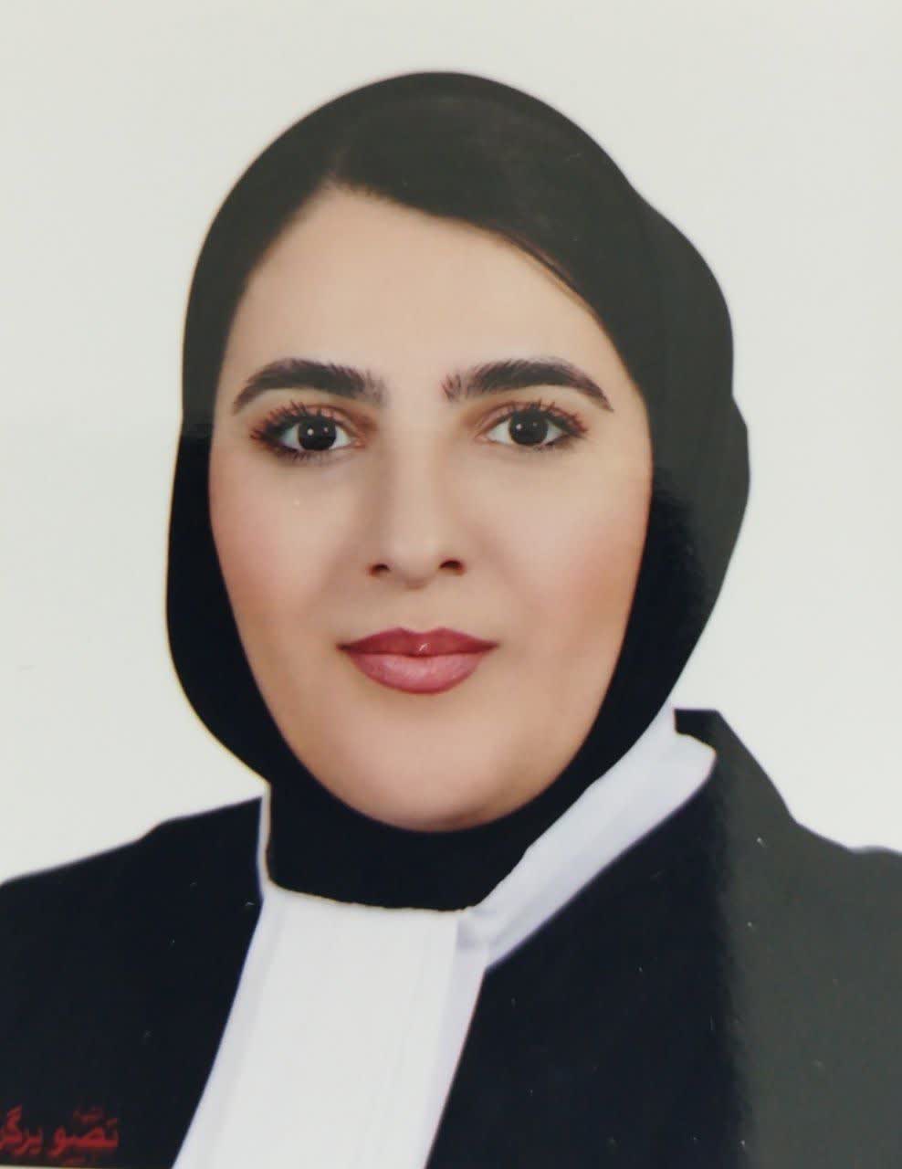 فاطمه  پور اسکندر وکیل پایه یک کانون وکلای دادگستری اردبیل